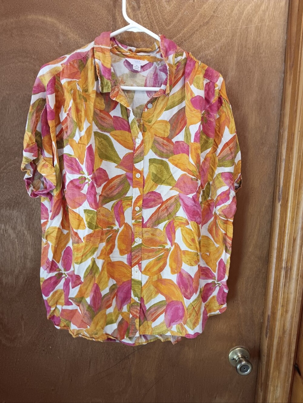 Time & Tru Womans Floral Button-Up Shirt - Pink & Orange